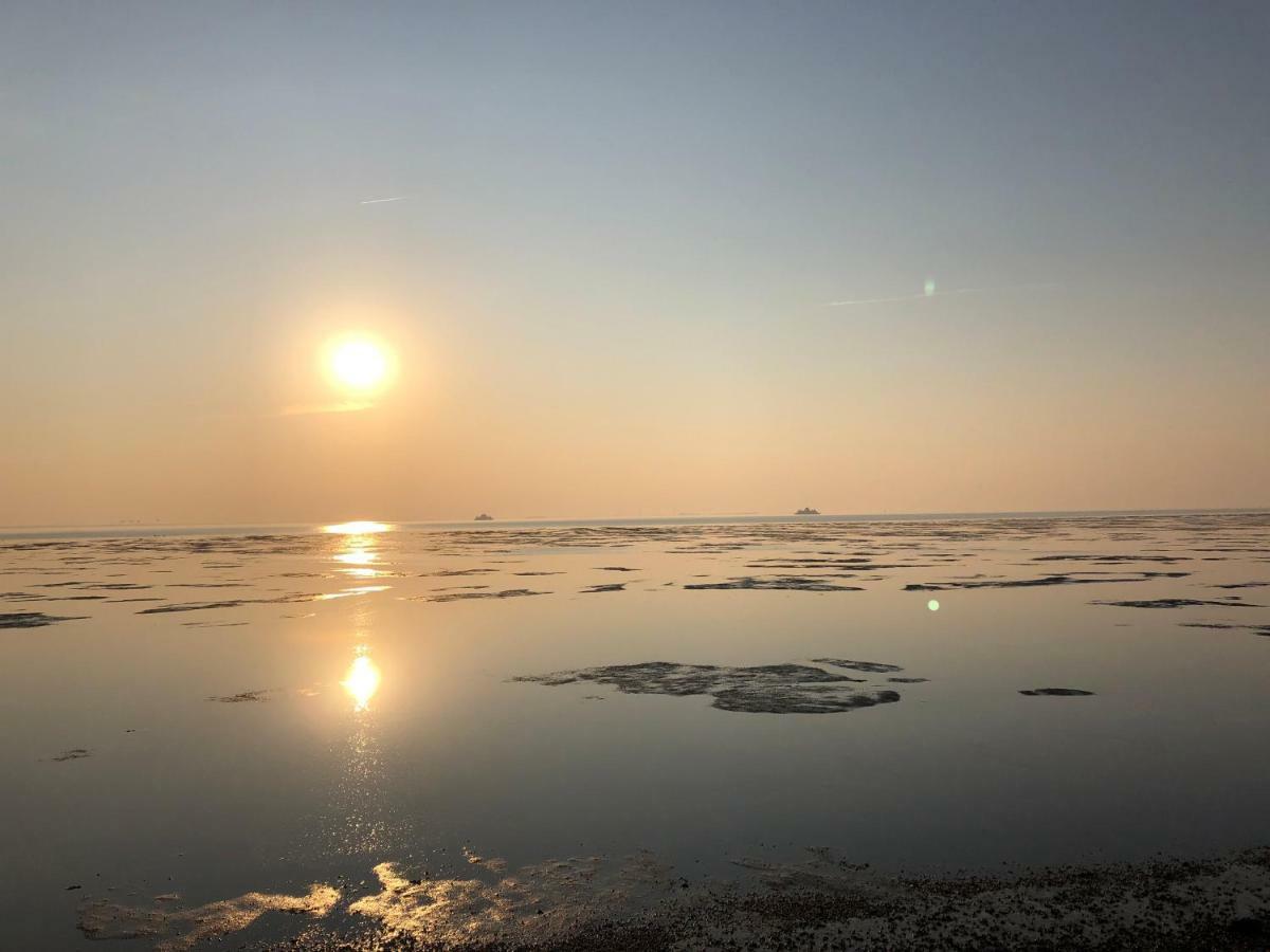 Kapitaenshaus Meerblick Langeneß 외부 사진